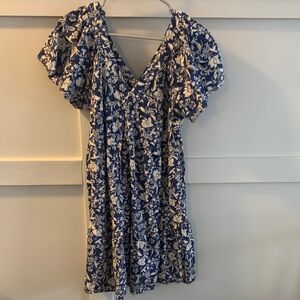 Old Navy Floral Blue and White Dress